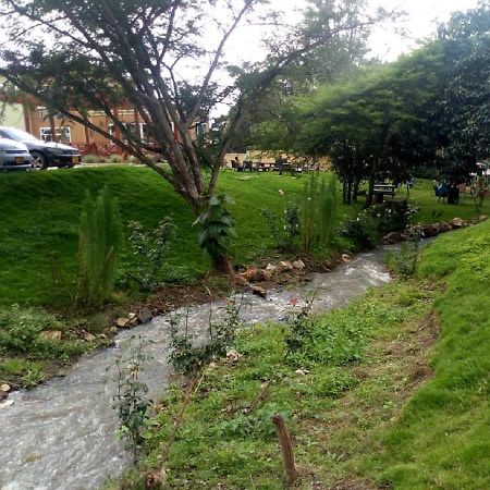 Hotel Desderia Mbeya Zewnętrze zdjęcie